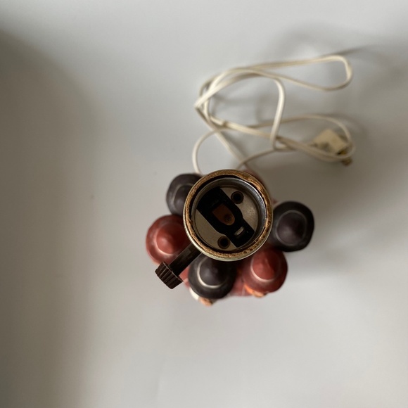 Vintage GOSSIPING CIRCLE PERUVIAN Folk Pottery Table Lamp - Picture 11 of 11